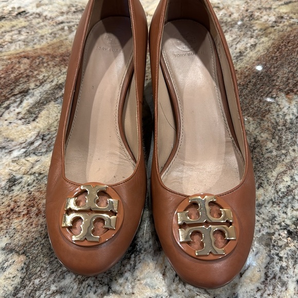 Tory Burch Block Heels Size 9 - Picture 2 of 8